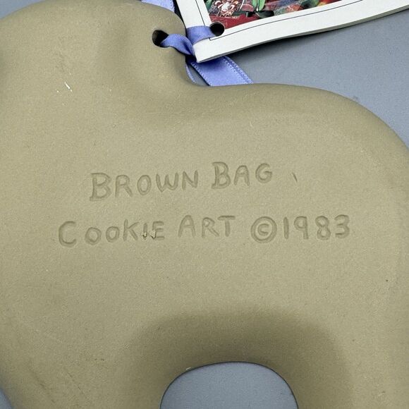 Vtg Brown Bag Cookie Art Mold Sheep Cookie Press 1983 Easter Wooly Lamb Recipes - Picture 5 of 6